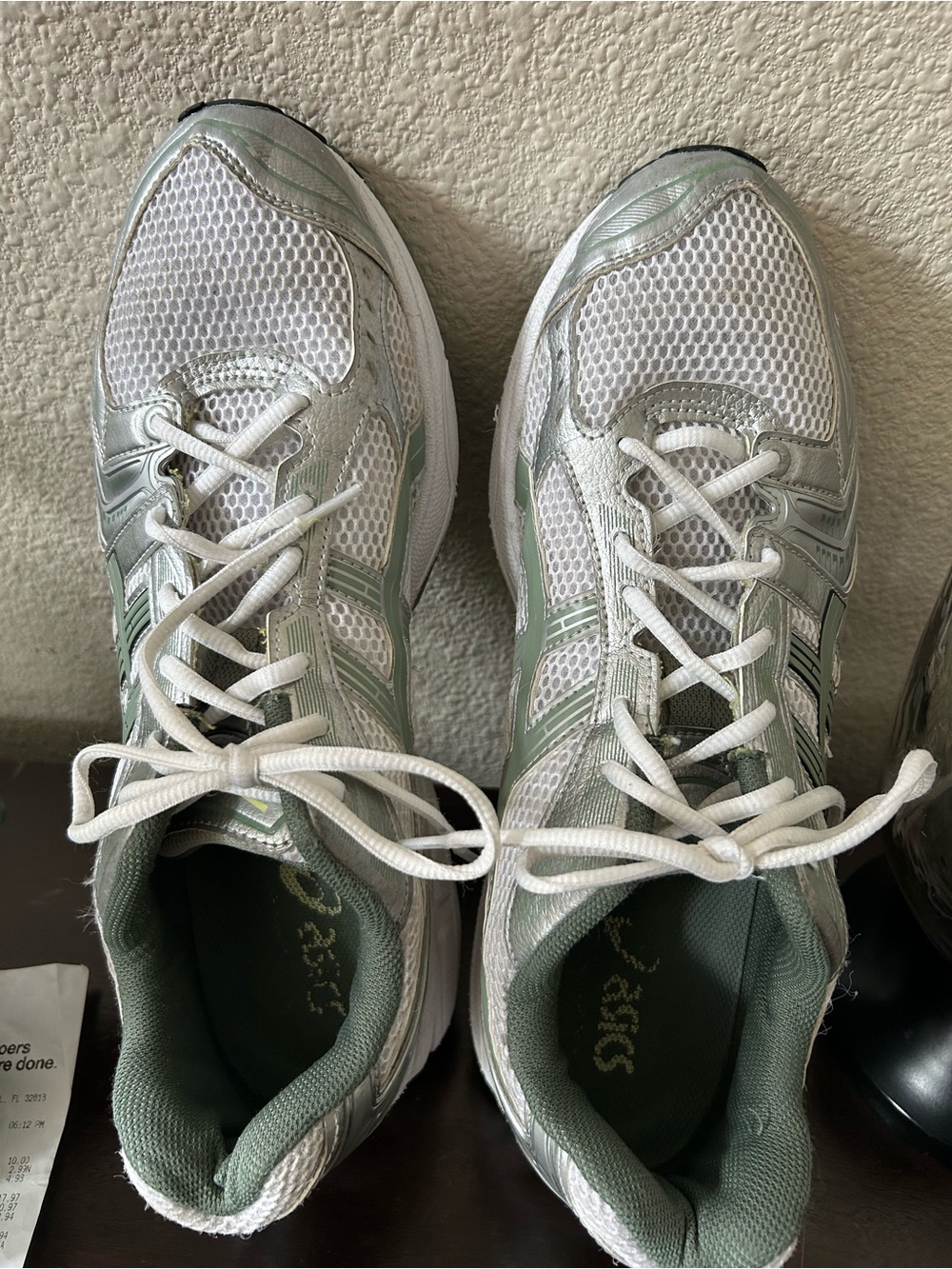USED Gel-Kayano 14
Size 13
In great condition! - Picture 9 of 16